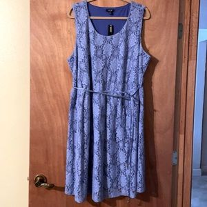 Apt 9, Very Pretty sleeveless Lace dress (OLCC)
